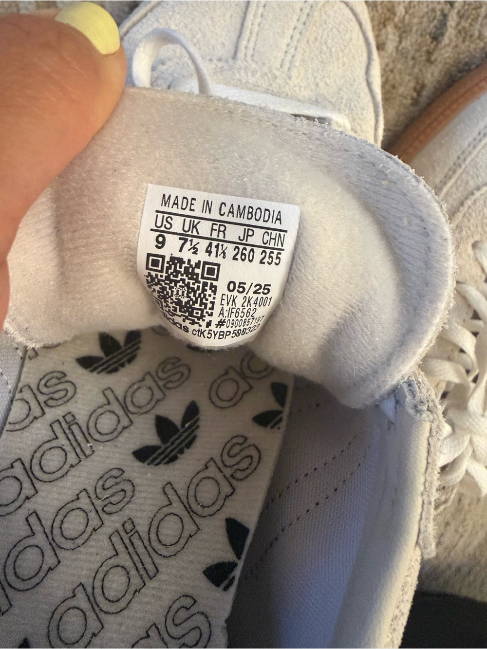 adidas Women’s White Suede Sneakers with Black Stripes and Gum Sole - Picture 5 of 7